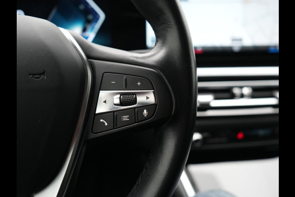 BMW i4 eDrive 35 70 kWh 286pk Dealer O.H | SOH 96,3% | Adaptive Cruise | Camera | Lederen Sportstoelen Verwarmd | Apple Carplay | Keyless | Navigatie | Virtual | DAB | 18"L.M |
