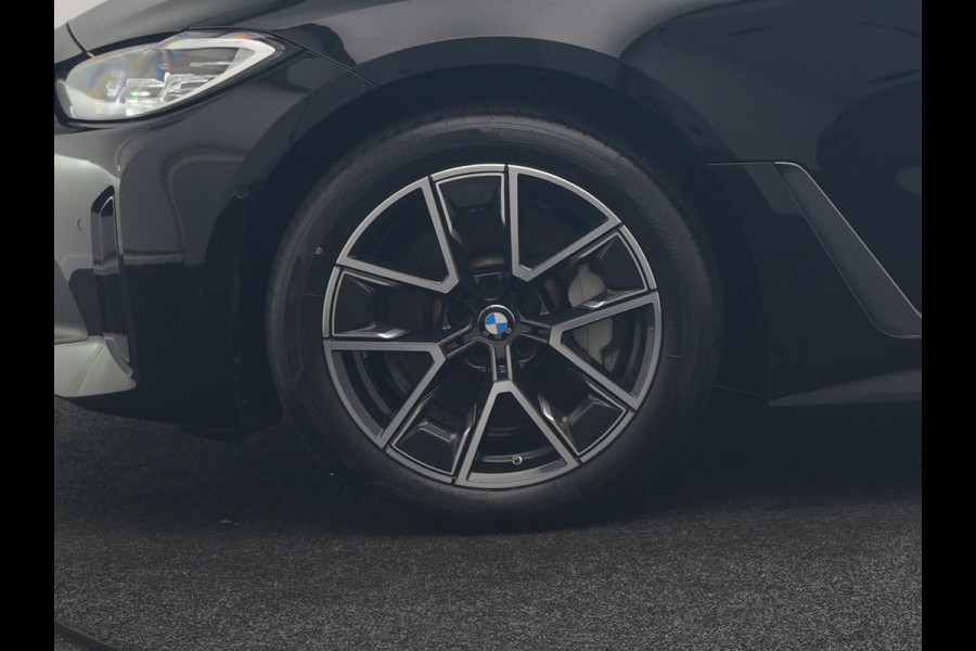 BMW i4 eDrive 35 70 kWh 286pk Dealer O.H | SOH 96,3% | Adaptive Cruise | Camera | Lederen Sportstoelen Verwarmd | Apple Carplay | Keyless | Navigatie | Virtual | DAB | 18"L.M |