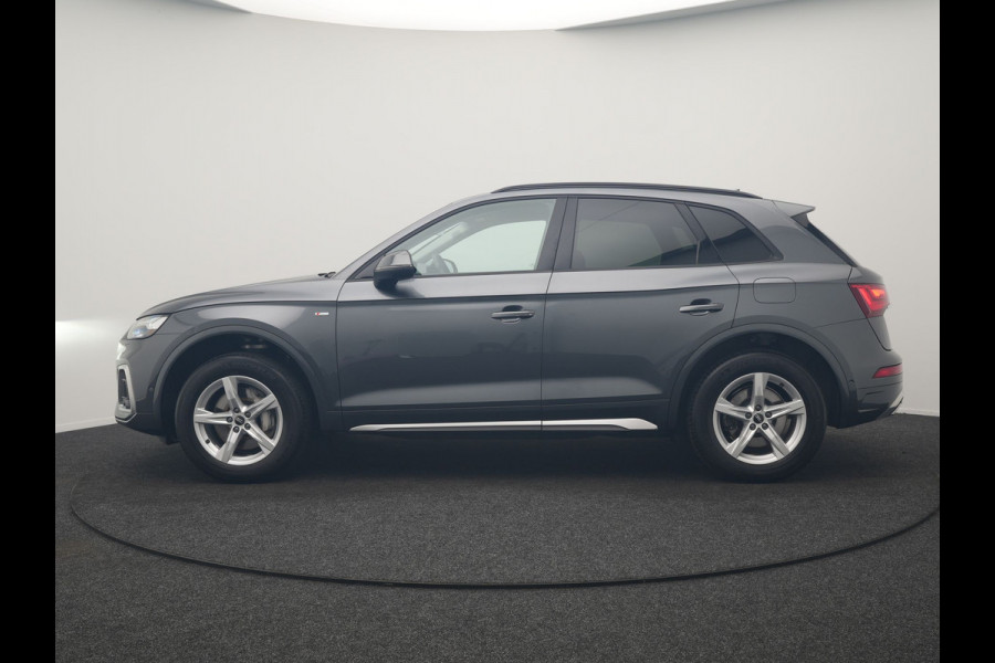 Audi Q5 55 TFSI e S Line PHEV 367pk Dealer O.H | Trekhaak Af Fabriek | Adaptive Cruise | 360 Camera | Bang & Olufsen | Matrix LED | Lederen Sportstoelen Memory & Verwarmd | Apple Carplay | Keyless | Stuurverwarming | Navigatie | Virtual |