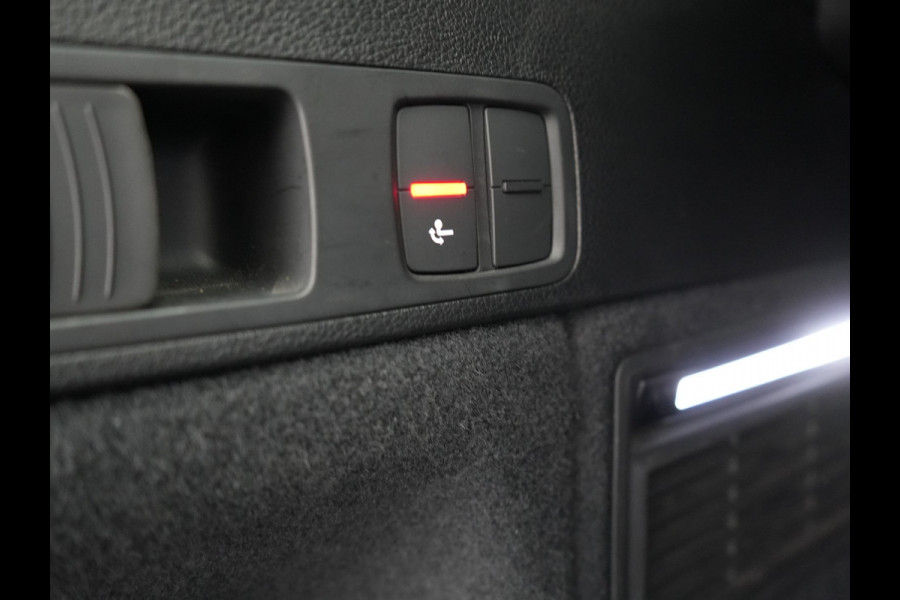 Audi Q5 55 TFSI e S Line PHEV 367pk Dealer O.H | Trekhaak Af Fabriek | Adaptive Cruise | 360 Camera | Bang & Olufsen | Matrix LED | Lederen Sportstoelen Memory & Verwarmd | Apple Carplay | Keyless | Stuurverwarming | Navigatie | Virtual |