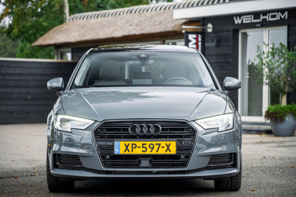 Audi A3 Sportback 35 TFSI Design Pro Line Automaat I Panoramadak I Leder I Adaptieve Cruise I Nanogrijs Metallic I 17 Inch I NAP