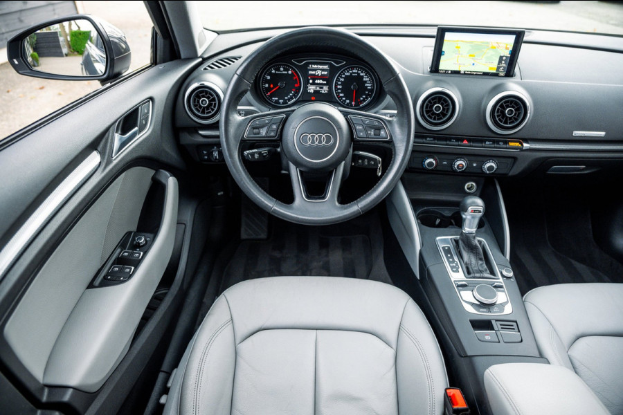 Audi A3 Sportback 35 TFSI Design Pro Line Automaat I Panoramadak I Leder I Adaptieve Cruise I Nanogrijs Metallic I 17 Inch I NAP