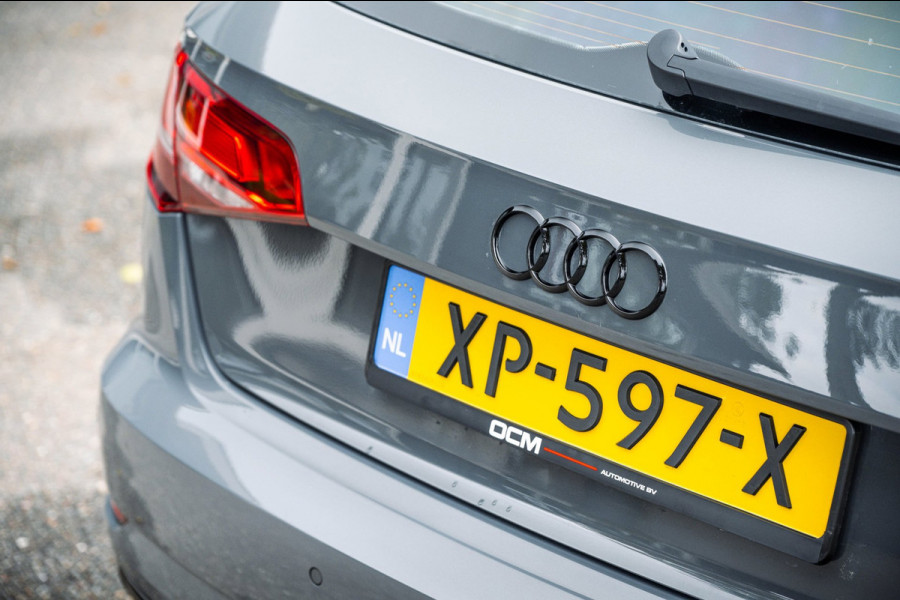 Audi A3 Sportback 35 TFSI Design Pro Line Automaat I Panoramadak I Leder I Adaptieve Cruise I Nanogrijs Metallic I 17 Inch I NAP