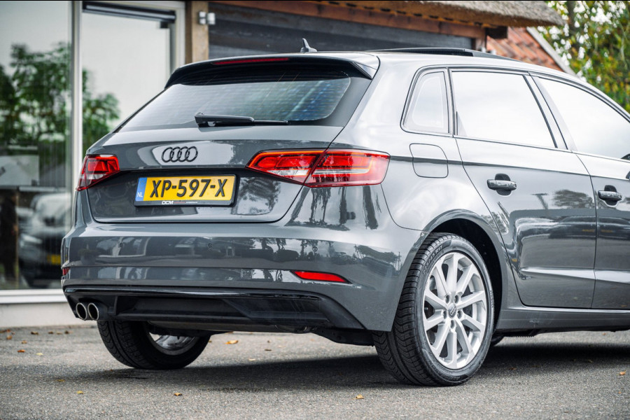 Audi A3 Sportback 35 TFSI Design Pro Line Automaat I Panoramadak I Leder I Adaptieve Cruise I Nanogrijs Metallic I 17 Inch I NAP