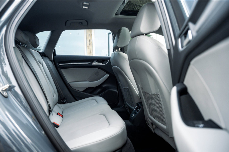 Audi A3 Sportback 35 TFSI Design Pro Line Automaat I Panoramadak I Leder I Adaptieve Cruise I Nanogrijs Metallic I 17 Inch I NAP