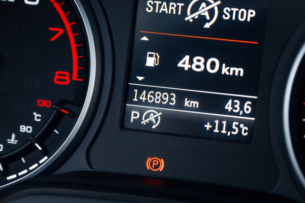 Audi A3 Sportback 35 TFSI Design Pro Line Automaat I Panoramadak I Leder I Adaptieve Cruise I Nanogrijs Metallic I 17 Inch I NAP