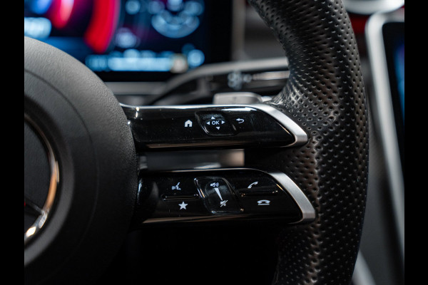 Mercedes-Benz C-Klasse Estate 300e AMG Line Business, Night Pakket, Plug-In, Ambiënte Light, Apple Carplay, Cruise, Cam, PDC, Navi