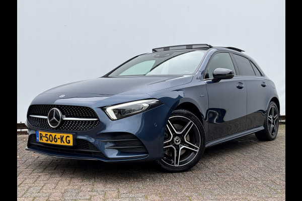 Mercedes-Benz A-Klasse 250 e Business AMG Pano Burmester Adap.Cruise Stoelverw Camera VOL!