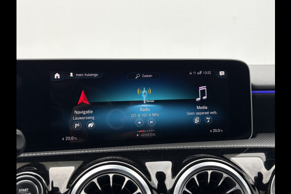 Mercedes-Benz A-Klasse 250 e Business AMG Pano Burmester Adap.Cruise Stoelverw Camera VOL!