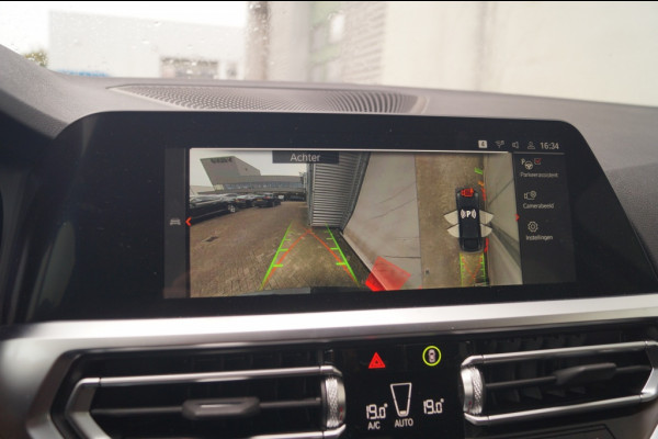BMW 4 Serie Gran Coupé 420i Business Edition Plus -PANO-LEER-NAVI-ECC-