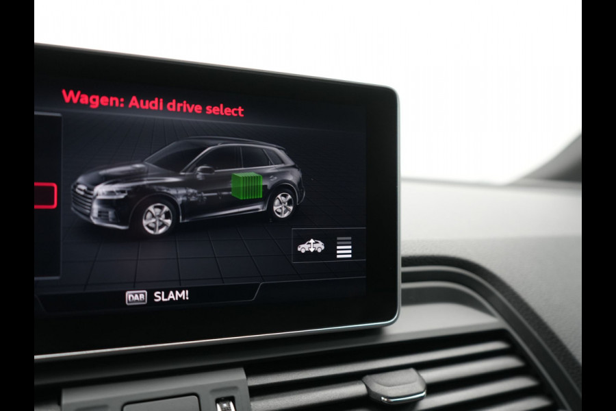Audi Q5 55 TFSI e Quattro 2x S Line PHEV 367pk Dealer O.H. | SOH 84,8% | Trekhaak Af Fabriek | Luchtvering | Adaptive Cruise | 360 Camera | Head Up | Matrix LED | Alcantara Sportstoelen Memory & Verwarmd | Stuur Verwarmd | Keyless | BLIS | Apple Carp Plug In Hybrid |