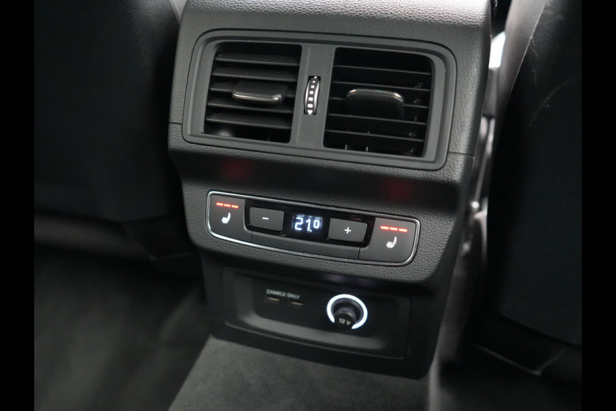 Audi Q5 55 TFSI e Quattro 2x S Line PHEV 367pk Dealer O.H. | SOH 84,8% | Trekhaak Af Fabriek | Luchtvering | Adaptive Cruise | 360 Camera | Head Up | Matrix LED | Alcantara Sportstoelen Memory & Verwarmd | Stuur Verwarmd | Keyless | BLIS | Apple Carp Plug In Hybrid |