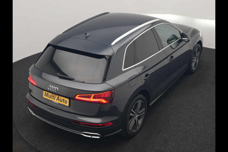 Audi Q5 55 TFSI e Quattro 2x S Line PHEV 367pk Dealer O.H. | SOH 84,8% | Trekhaak Af Fabriek | Luchtvering | Adaptive Cruise | 360 Camera | Head Up | Matrix LED | Alcantara Sportstoelen Memory & Verwarmd | Stuur Verwarmd | Keyless | BLIS | Apple Carp Plug In Hybrid |