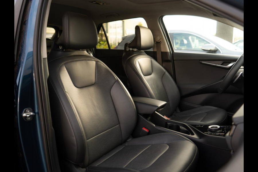 Kia Niro EV ExecutiveLine 64.8 kWh |Trekhaak | Stoelventilatie | Stuur-/stoelverwarming | Schuif-/kanteldak | Harman/Kardon | Elektrisch verstelbare stoelen | PDC voor & achter |