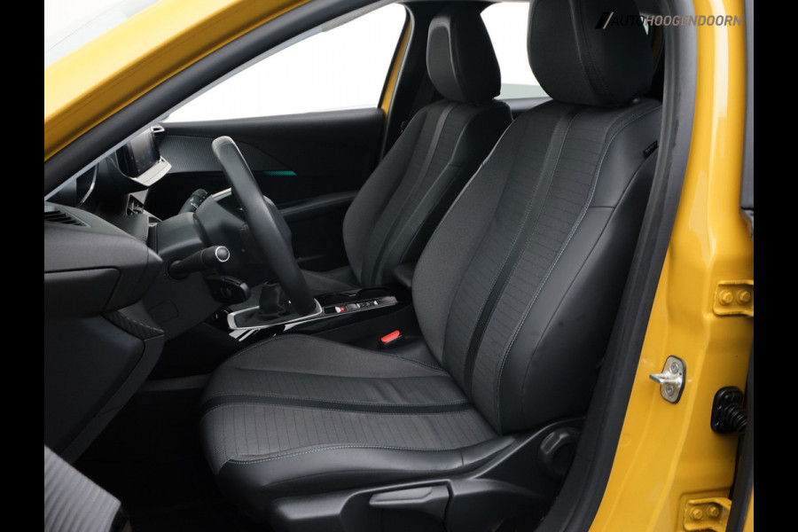 Peugeot 208 1.2 PureTech Allure 100pk (APPLE CARPLAY,LED,KEYLESS,SPORTSTOELEN,CAMERA,PARKEERSENSOREN,CLIMATE,CRUISE,LM-VELGEN)