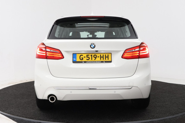 BMW 2 Serie Active Tourer 218i High Executive Edition (PANORAMADAK, TREKHAAK, STOELVERWARMING, CAMERA, DEALER ONDERH