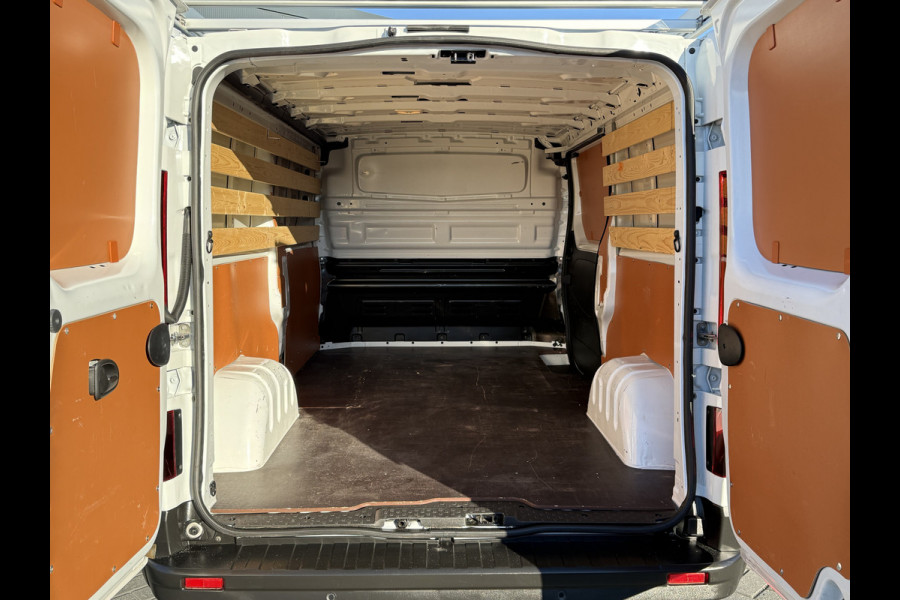 Renault Trafic 2.0 dCi / L2H1 / 1e EIG. / IMPERIAAL / 3-ZITS / LED / CRUISE / CARPLAY / AIRCO / NAVI / SIDEBARS
