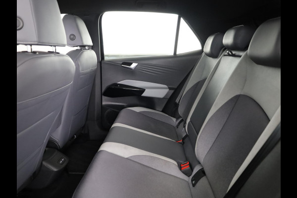 Volkswagen ID.3 First Max 58 kWh 204 pk | SOH 93.02%| Navigatie | Panoramadak | Parkeersensoren | Achteruitrijcamera | Adaptieve cruise control | Head up display  | Apple carplay / Android auto | Keyless | LED koplampen |