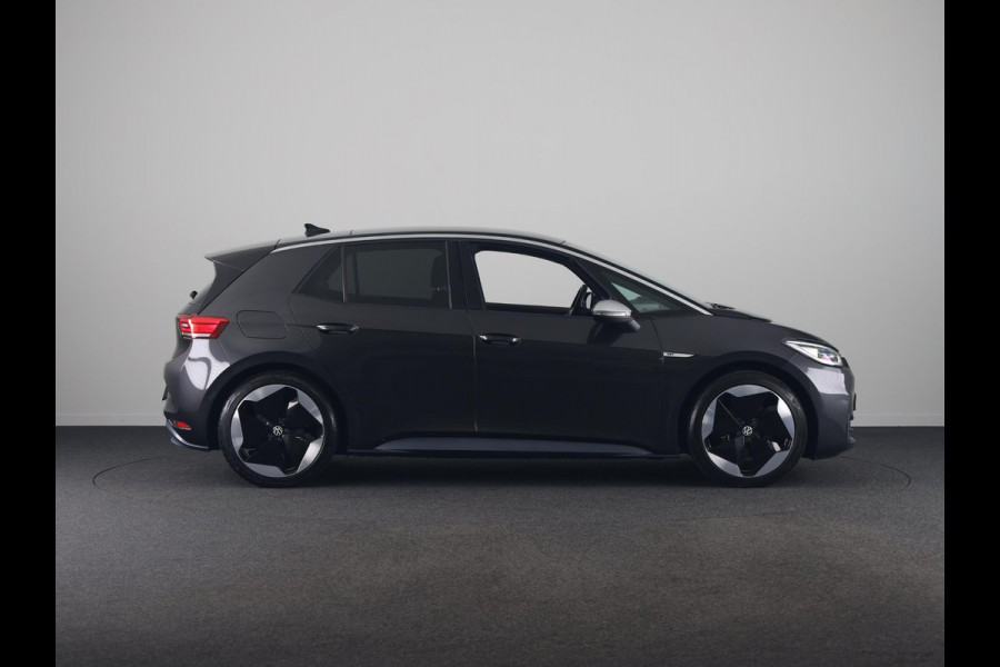 Volkswagen ID.3 First Max 58 kWh 204 pk | SOH 93.02%| Navigatie | Panoramadak | Parkeersensoren | Achteruitrijcamera | Adaptieve cruise control | Head up display  | Apple carplay / Android auto | Keyless | LED koplampen |
