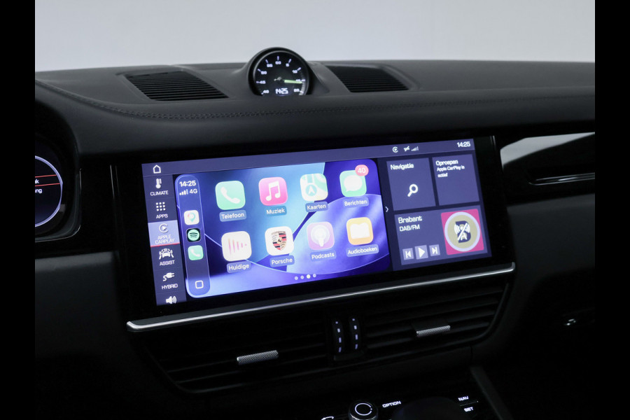 Porsche Cayenne 3.0 E-Hybrid (APPLE CARPLAY,PANORAMADAK,SPORTUITLAAT,SPORT CHRONO,LEDER,CAMERA,ADAPTIEVE CRUISE,LED,NETTESTAAT)