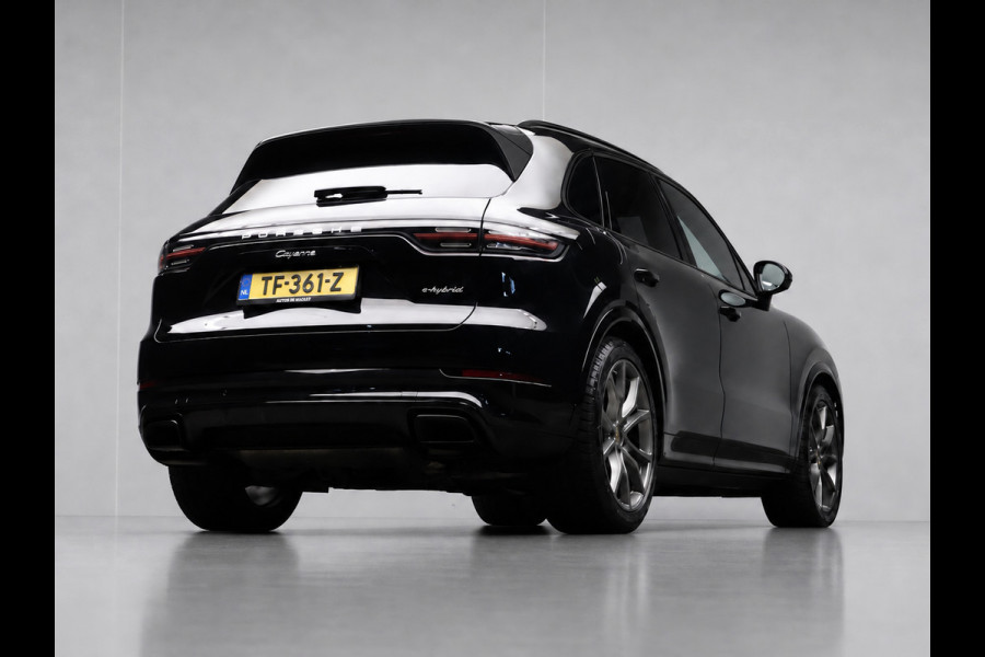 Porsche Cayenne 3.0 E-Hybrid (APPLE CARPLAY,PANORAMADAK,SPORTUITLAAT,SPORT CHRONO,LEDER,CAMERA,ADAPTIEVE CRUISE,LED,NETTESTAAT)