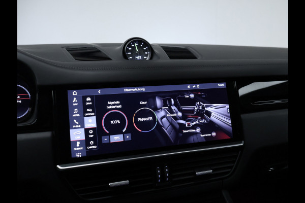 Porsche Cayenne 3.0 E-Hybrid (APPLE CARPLAY,PANORAMADAK,SPORTUITLAAT,SPORT CHRONO,LEDER,CAMERA,ADAPTIEVE CRUISE,LED,NETTESTAAT)