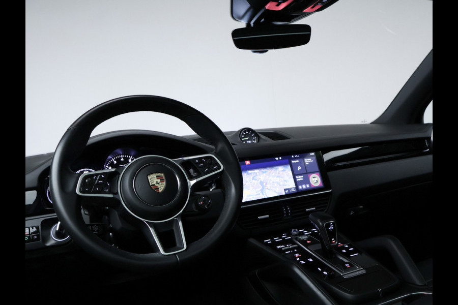 Porsche Cayenne 3.0 E-Hybrid (APPLE CARPLAY,PANORAMADAK,SPORTUITLAAT,SPORT CHRONO,LEDER,CAMERA,ADAPTIEVE CRUISE,LED,NETTESTAAT)