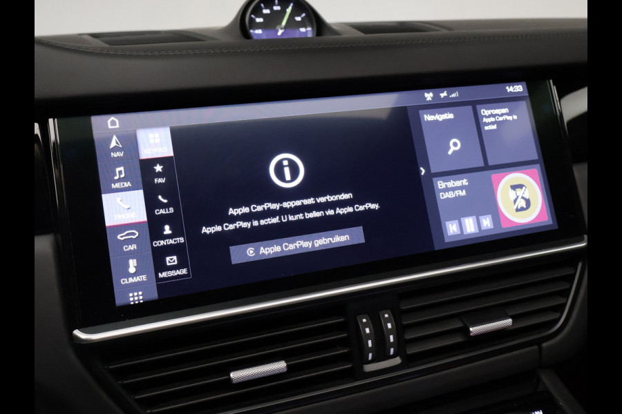 Porsche Cayenne 3.0 E-Hybrid (APPLE CARPLAY,PANORAMADAK,SPORTUITLAAT,SPORT CHRONO,LEDER,CAMERA,ADAPTIEVE CRUISE,LED,NETTESTAAT)