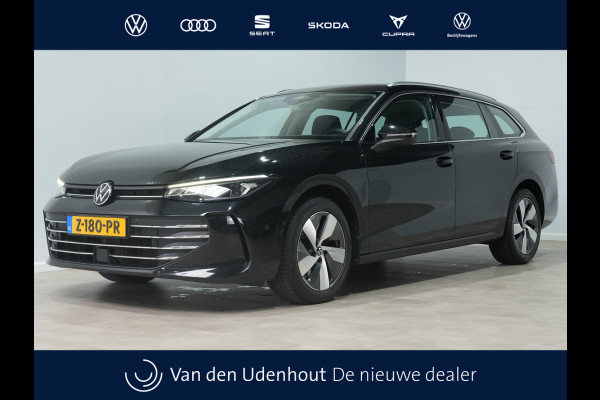Volkswagen Passat Variant 1.5 eTSI 150pk DSG Business Trekhaak | Massage | Camera | Full-LED