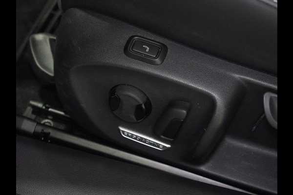 Volkswagen Passat Variant 1.5 eTSI 150pk DSG Business Trekhaak | Massage | Camera | Full-LED