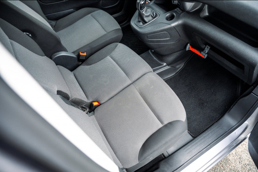 Peugeot Partner 1.5 BlueHDI Premium Euro 6 I Kastinrichting I 3 Zits I CarPlay I Android I Cruise I Airco I NL Auto I NAP I PDC