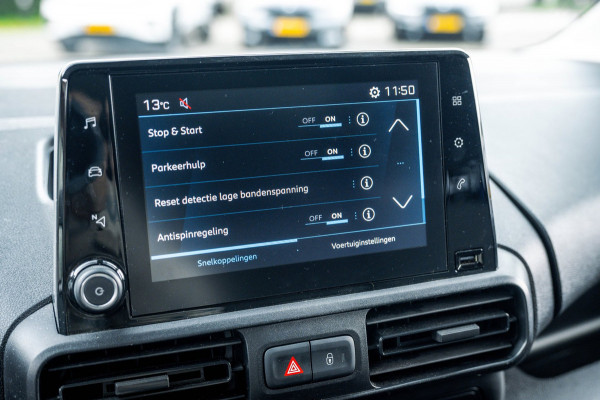 Peugeot Partner 1.5 BlueHDI Premium Euro 6 I Kastinrichting I 3 Zits I CarPlay I Android I Cruise I Airco I NL Auto I NAP I PDC