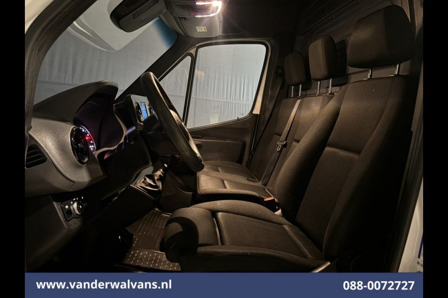 Mercedes-Benz Sprinter 314 CDI 143pk L2H2 Euro6 Airco | Camera | Imperiaal | Trekhaak | Apple Carplay Cruisecontrol, Android Auto, Stoelverwarming, 270 Graden Achterdeuren, Bijrijdersbank