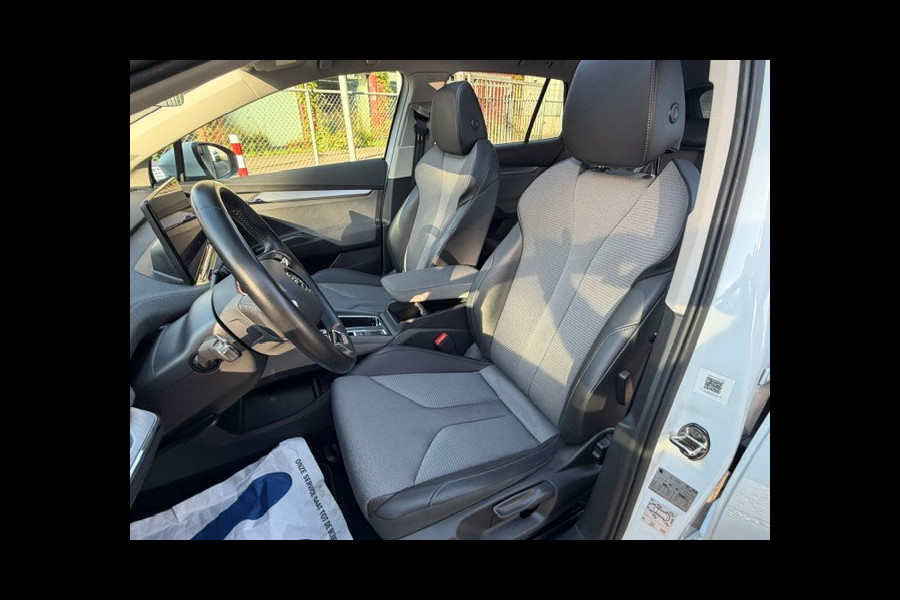 Škoda ENYAQ iV 60 Sportline INCL 12 MAANDEN UITGEBREIDE GARANTIE AIRCO I NAV I PDC I CAMERA I SOH 91.5% I SCHUIF/KANTELDAK I 21INCH VELGEN I 1e EIGENAAR I COMPLETE ONDERHOUDSHISTORIE