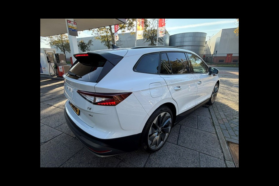 Škoda ENYAQ iV 60 Sportline INCL 12 MAANDEN UITGEBREIDE GARANTIE AIRCO I NAV I PDC I CAMERA I SOH 91.5% I SCHUIF/KANTELDAK I 21INCH VELGEN I 1e EIGENAAR I COMPLETE ONDERHOUDSHISTORIE
