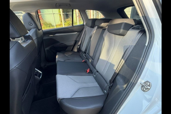 Škoda ENYAQ iV 60 Sportline INCL 12 MAANDEN UITGEBREIDE GARANTIE AIRCO I NAV I PDC I CAMERA I SOH 91.5% I SCHUIF/KANTELDAK I 21INCH VELGEN I 1e EIGENAAR I COMPLETE ONDERHOUDSHISTORIE