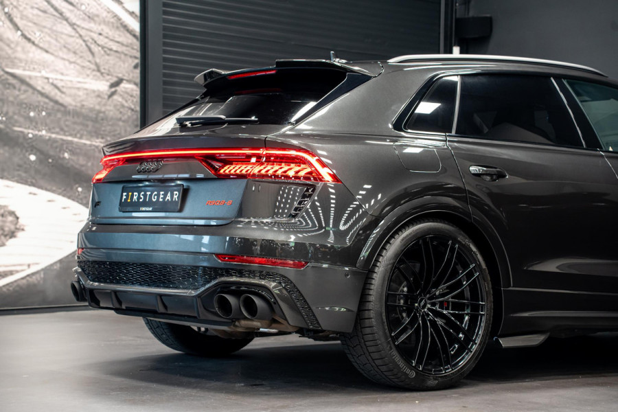 Audi Q8 4.0 TFSI RS Q8 quattro *ABT RSQ8-S 780pk / B&O Advanced / Keramisch / Panorama / AWD-Besturing / Stoelventilatie- & Massage / Carbon*