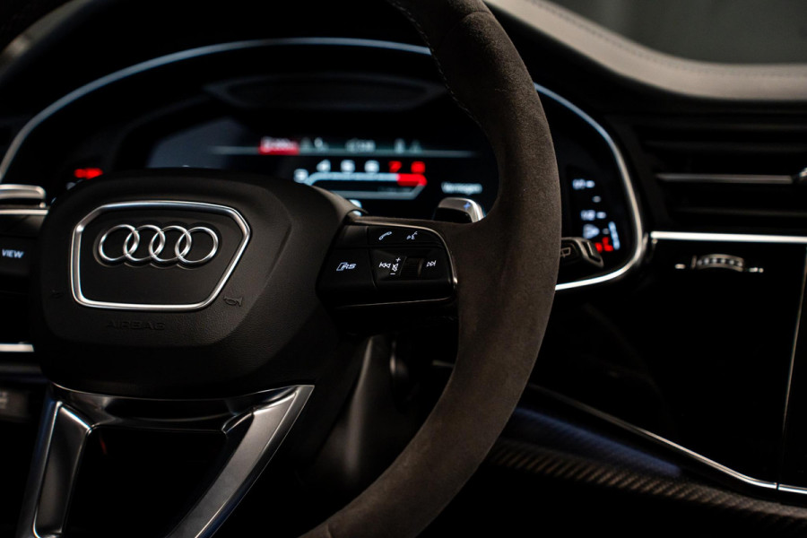 Audi Q8 4.0 TFSI RS Q8 quattro *ABT RSQ8-S 780pk / B&O Advanced / Keramisch / Panorama / AWD-Besturing / Stoelventilatie- & Massage / Carbon*