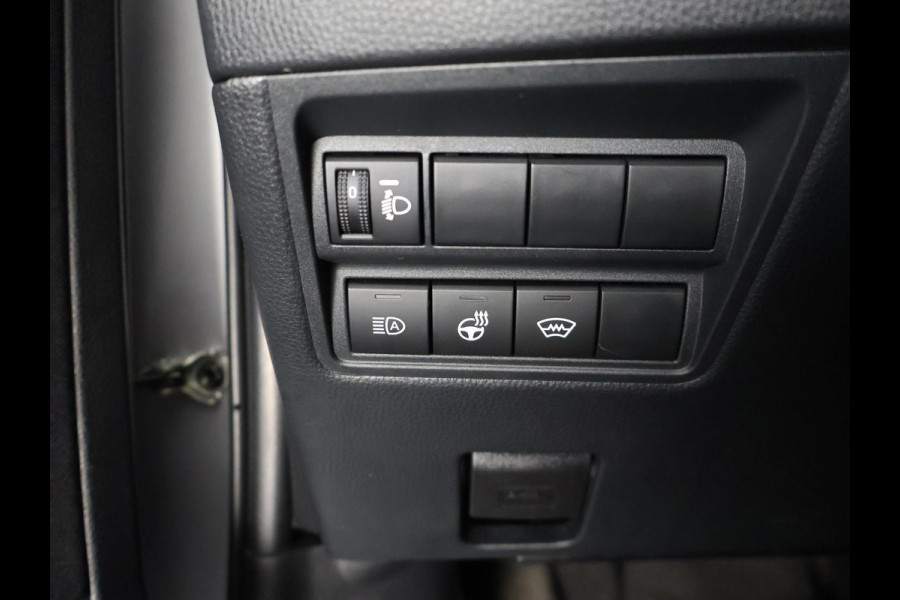 Toyota Yaris Cross 1.5 Hybrid 115 Dynamic Luxury | Stuur- & Stoelverwarming | Apple Carplay & AndroidAUTO | Privacy Glass |