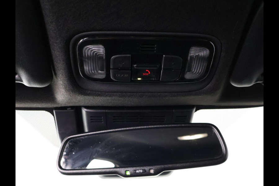 Toyota Yaris Cross 1.5 Hybrid 115 Dynamic Luxury | Stuur- & Stoelverwarming | Apple Carplay & AndroidAUTO | Privacy Glass |