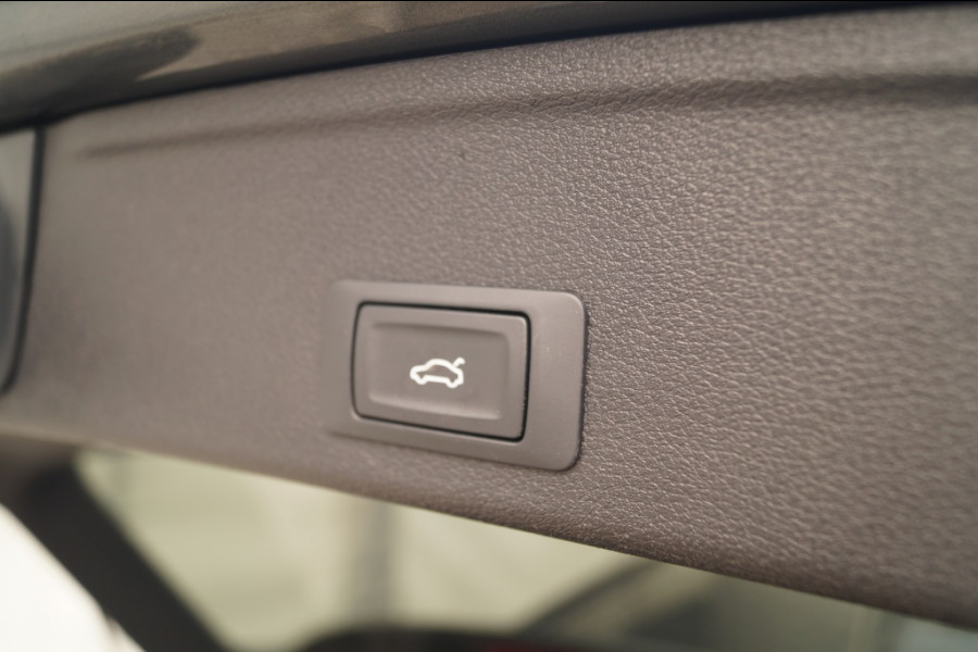 Audi A4 Avant 40 TFSI 204pk S-Line Edition -LED-ECC-CAM-