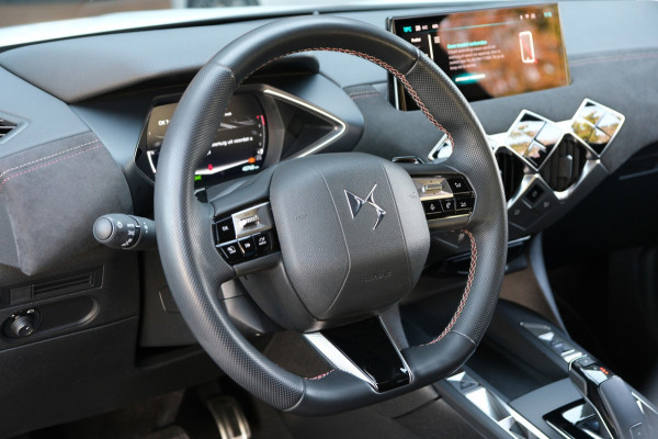 DS DS 3 1.2 PureTech Performance Line+ |40.768km| Leder/Alcantara Navi|Camera|Apple Carplay