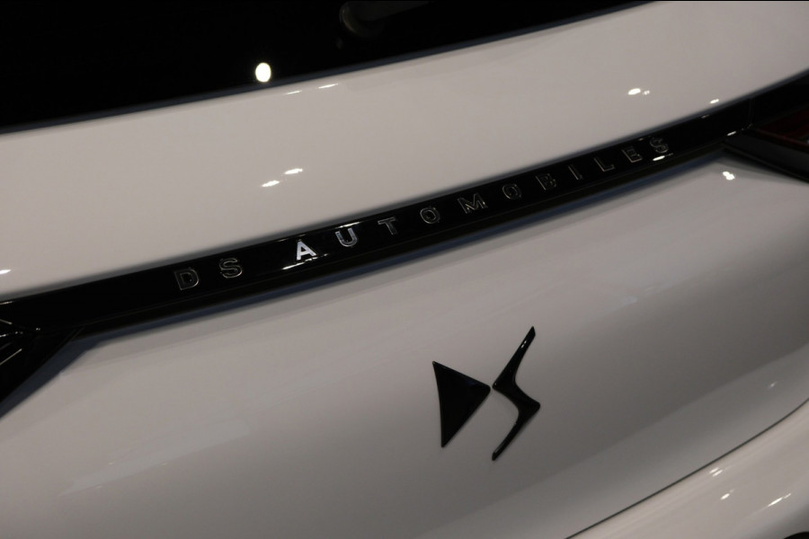 DS DS 3 1.2 PureTech Performance Line+ |40.768km| Leder/Alcantara Navi|Camera|Apple Carplay