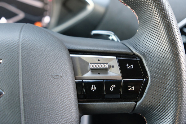 DS DS 3 1.2 PureTech Performance Line+ |40.768km| Leder/Alcantara Navi|Camera|Apple Carplay