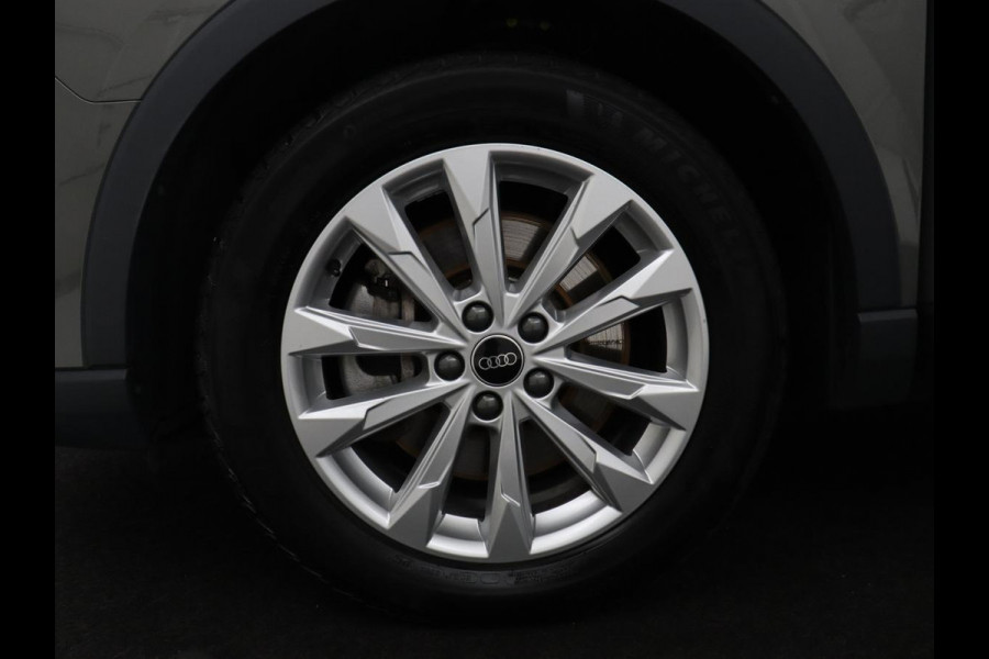 Audi Q3 45 TFSI e Advanced edition | SOH 84,4% | Trekhaak | Adapt. Cruise | LED | Elekt. Stooelverstelling | Servo Sluiting kofferklep | Camera | Apple Carplay | Navigatie |