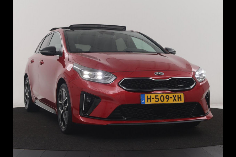 Kia ProCeed 1.4 T-GDI GT-Line | Pano.Dak | Camera | Apple Carplay | LED | Stoel/Stuurwielverwarming | Lane-keeping |