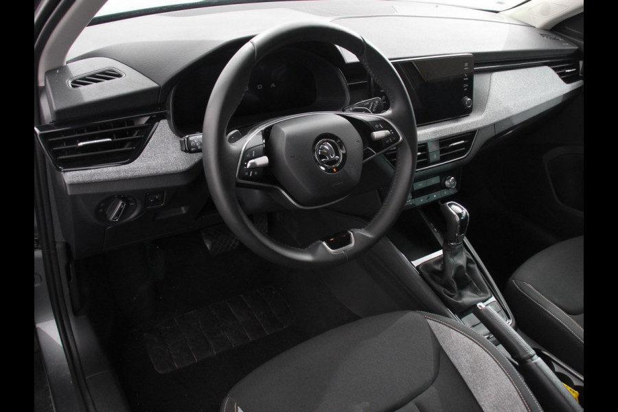 Škoda Kamiq 1.0 TSI 115pk Automaat Business Edition Navigatie Android Auto / Apple Carplay Climate Control Camera Parkeer sensoren Lichtmetalen Velgen Dab Digitale Cockpit Keyless Led Cruise Control