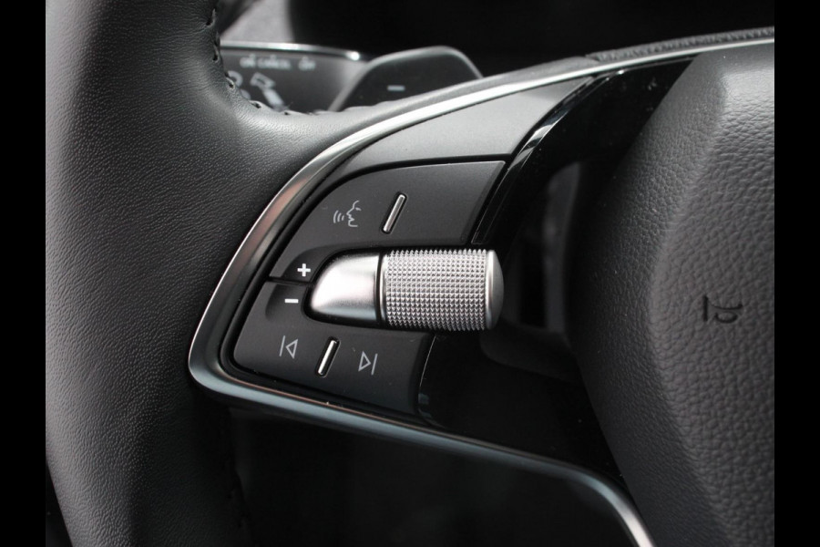 Škoda Kamiq 1.0 TSI 115pk Automaat Business Edition Navigatie Android Auto / Apple Carplay Climate Control Camera Parkeer sensoren Lichtmetalen Velgen Dab Digitale Cockpit Keyless Led Cruise Control