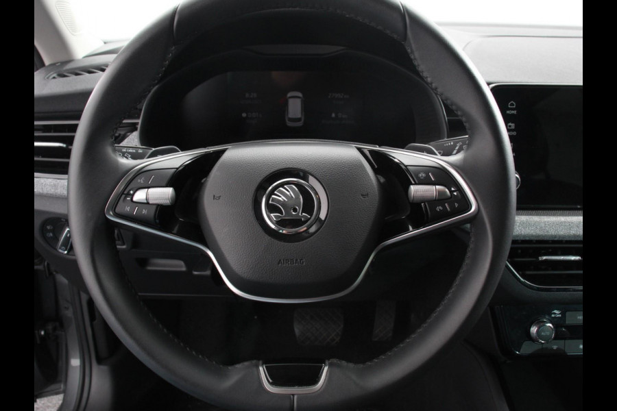 Škoda Kamiq 1.0 TSI 115pk Automaat Business Edition Navigatie Android Auto / Apple Carplay Climate Control Camera Parkeer sensoren Lichtmetalen Velgen Dab Digitale Cockpit Keyless Led Cruise Control