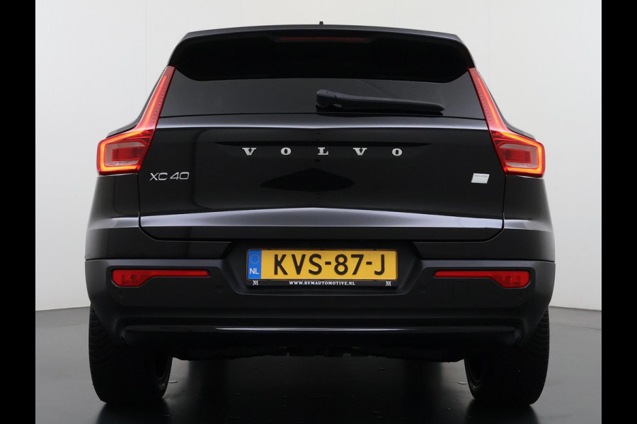 Volvo XC40 Recharge Plus SOH 92%| PILOT ASSIST ACC| ELEKTRISCHE ACHTERKLEP| DODE HOEK SENSOR |WARMTEPOMP| STOEL + STUURVERWARMING| ACHTERUITRIJCAMERA| RIJKLAAPRIJS INCL. 12 MND BOVAG GARANTIE|